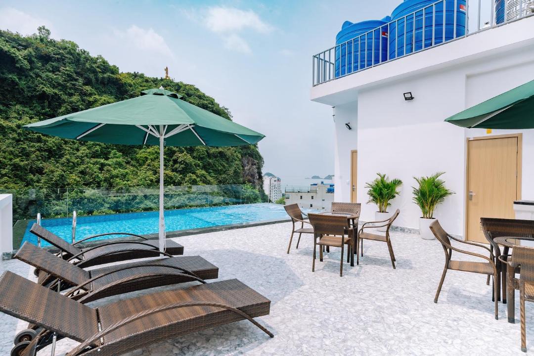 Photo of Patio Balcony in Cat Ba