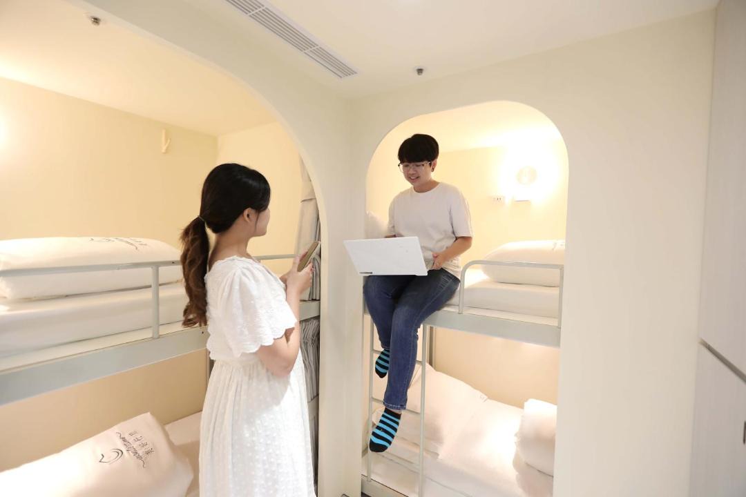 Photo of Bedroom in Zhongzheng