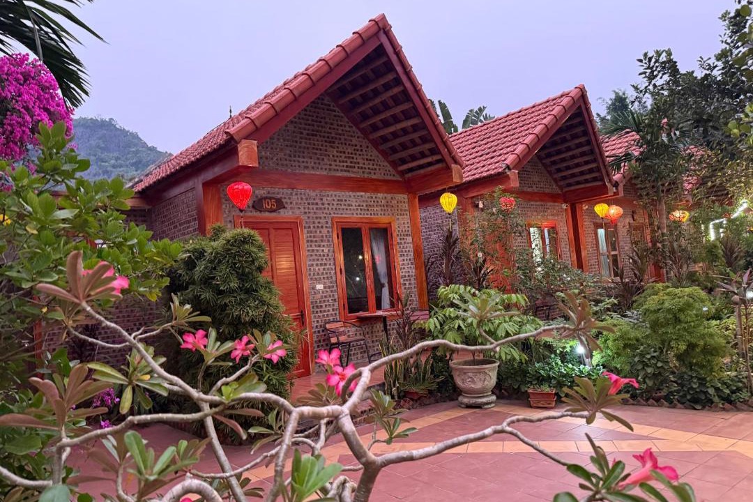 Photo of Others in Hoa Lu