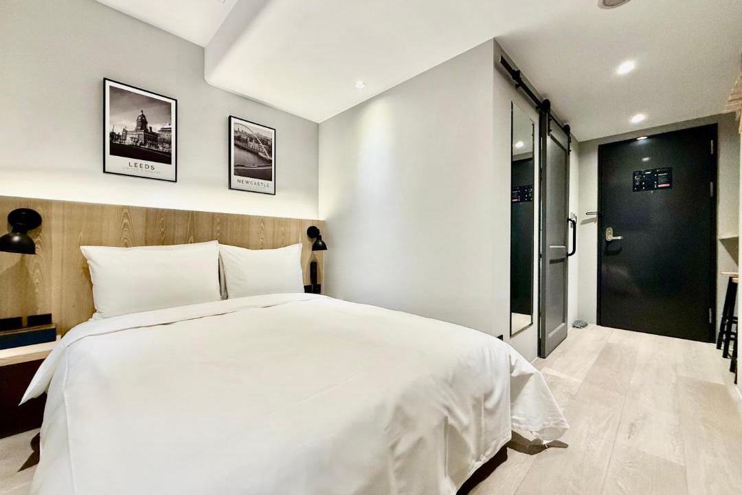 Photo of Bedroom in University District