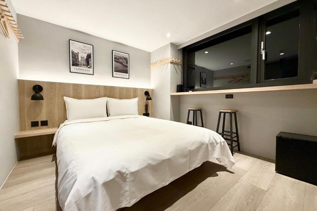 Photo of Bedroom in University District