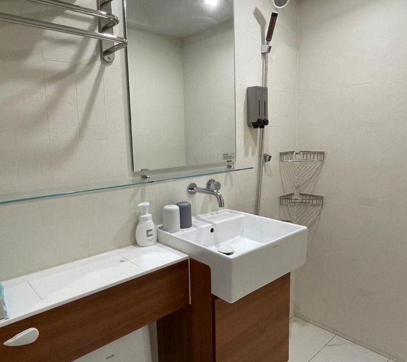 Photo of Bathroom in Xihu