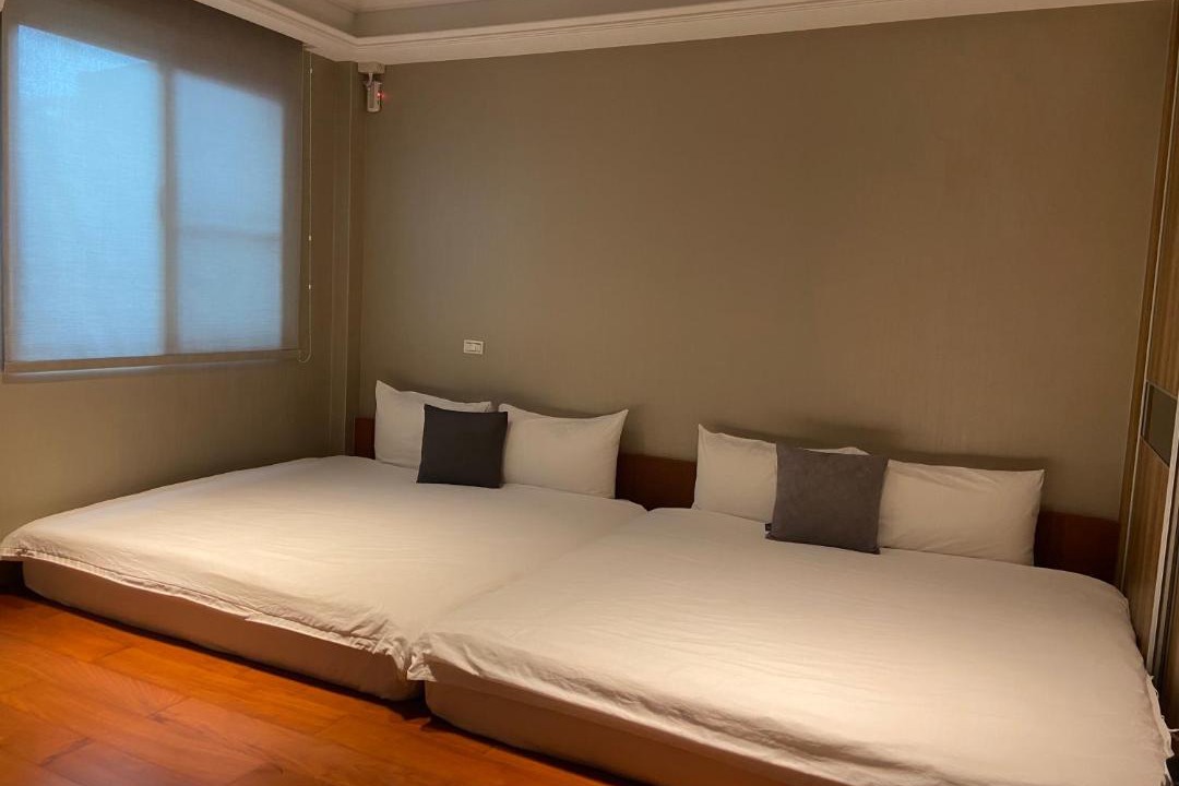 Photo of Bedroom in East District
