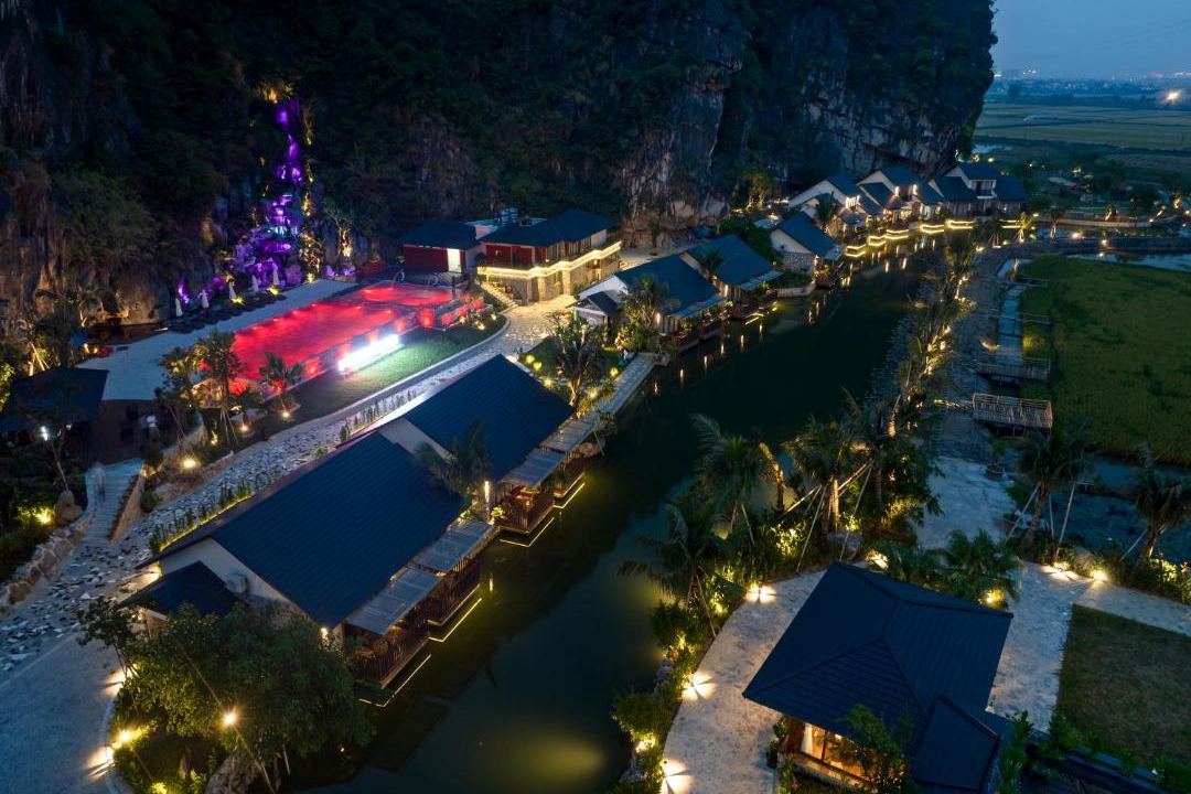 Photo of Others in Hoa Lu