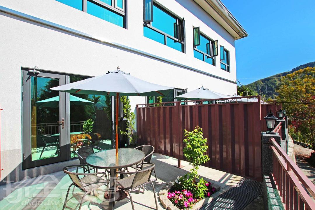Photo of Patio Balcony in Rueili Village