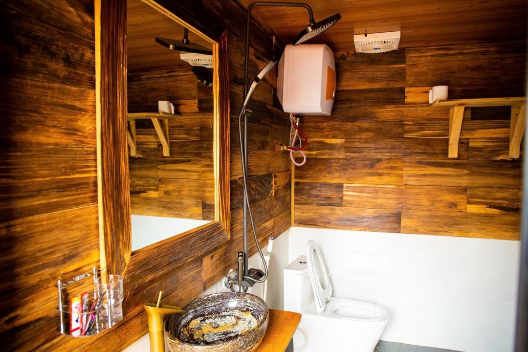 Photo of Bathroom in Tram Tau