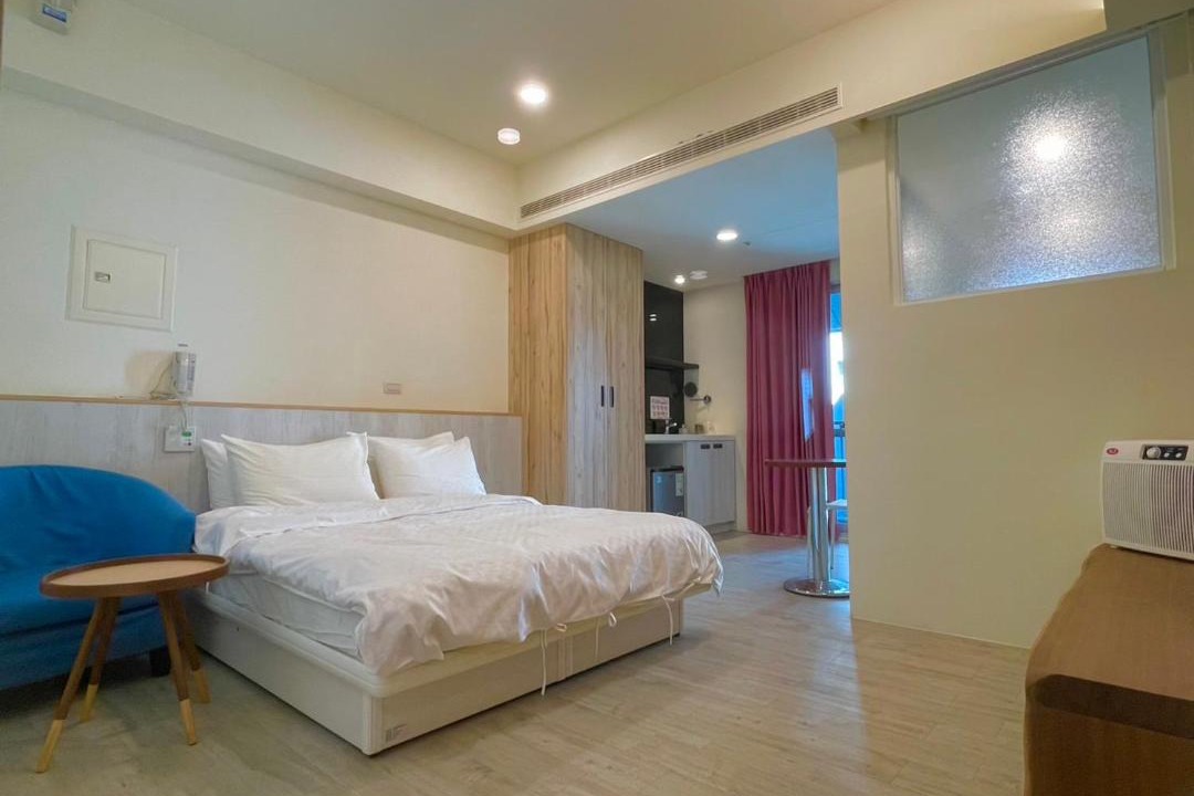 Photo of Bedroom in East District