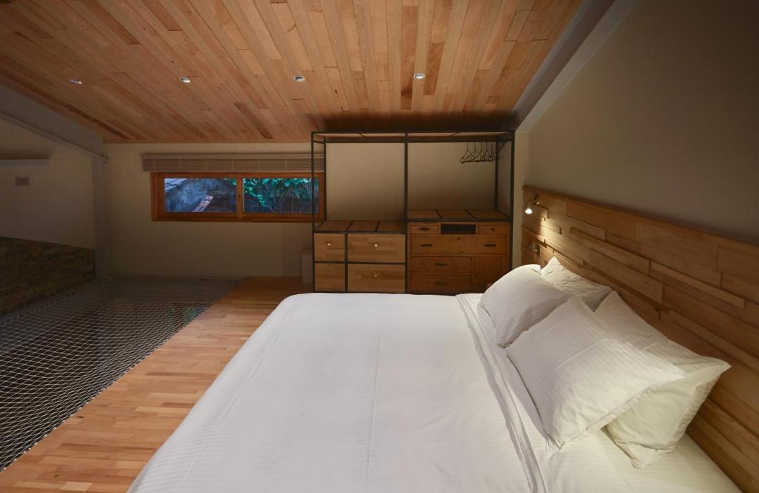 Photo of Bedroom in West Central District