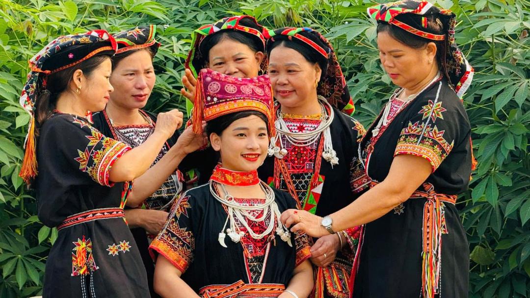 Photo of Others in Ngoi Tu