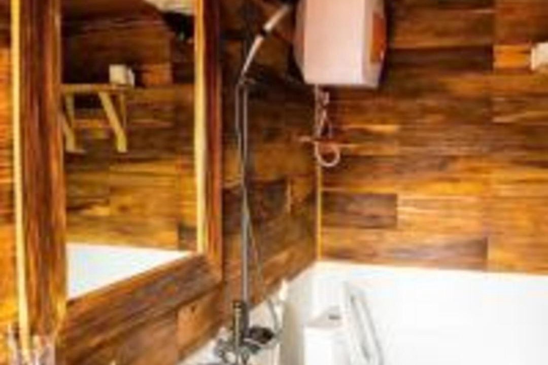 Photo of Bathroom in Tram Tau