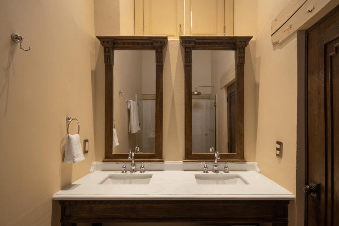Photo of Bathroom in Historic Centre