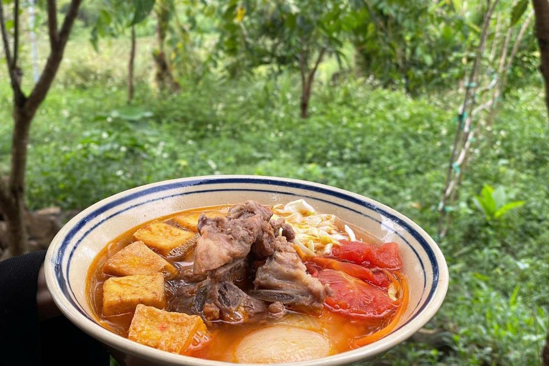 Photo of Others in An Lao