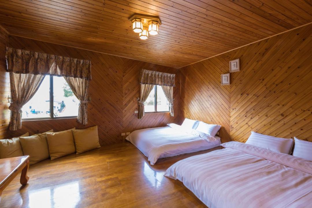 Photo of Bedroom in Rueili Village