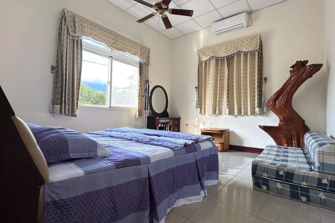 Photo of Bedroom in Puli