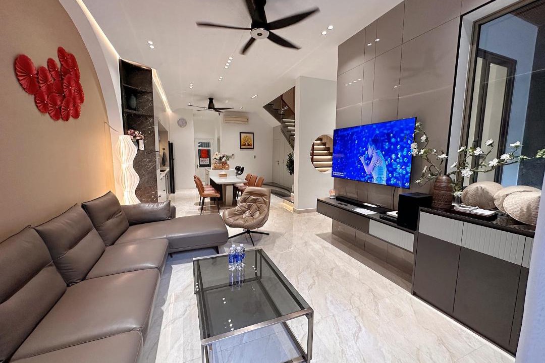 Photo of Others in Hue