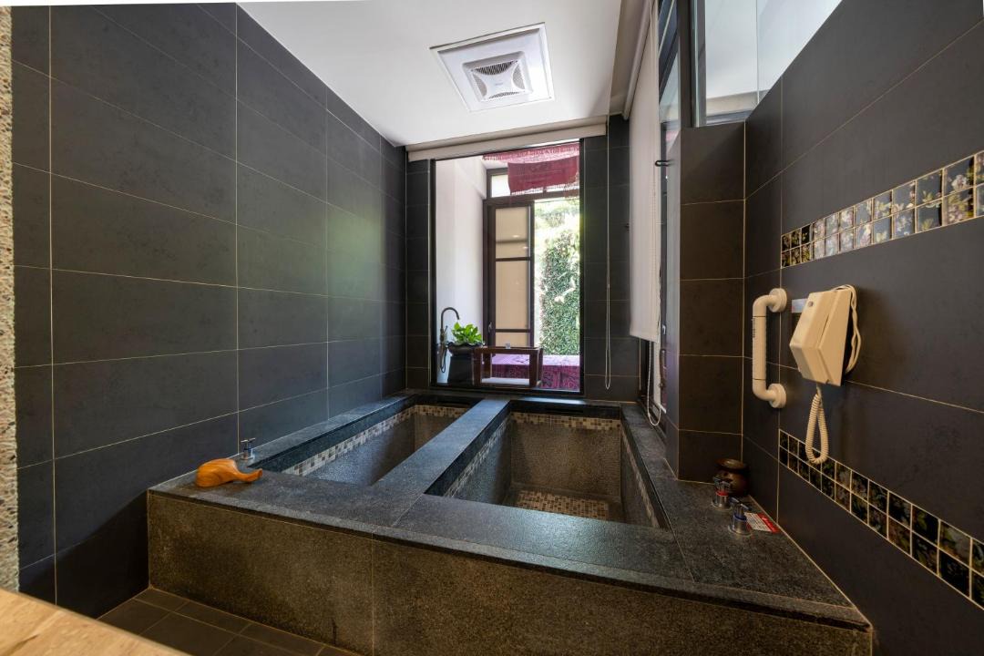 Photo of Bathroom in Puli