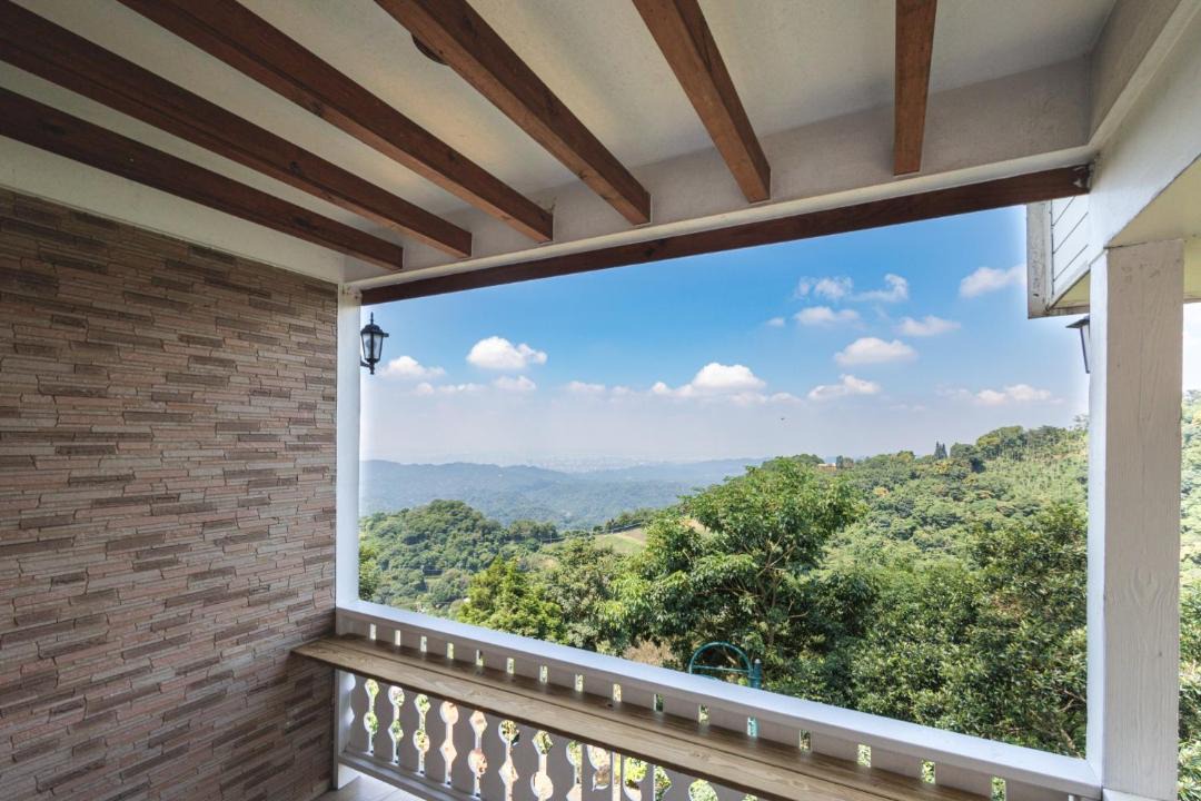 Photo of Patio Balcony in Taiping District