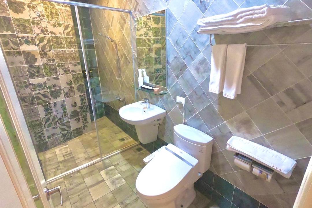 Photo of Bathroom in Puli