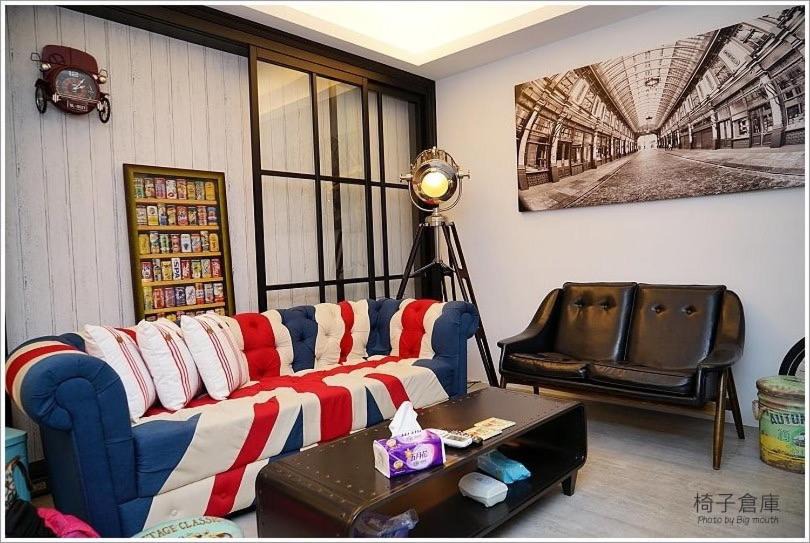 Photo of Livingroom in East District