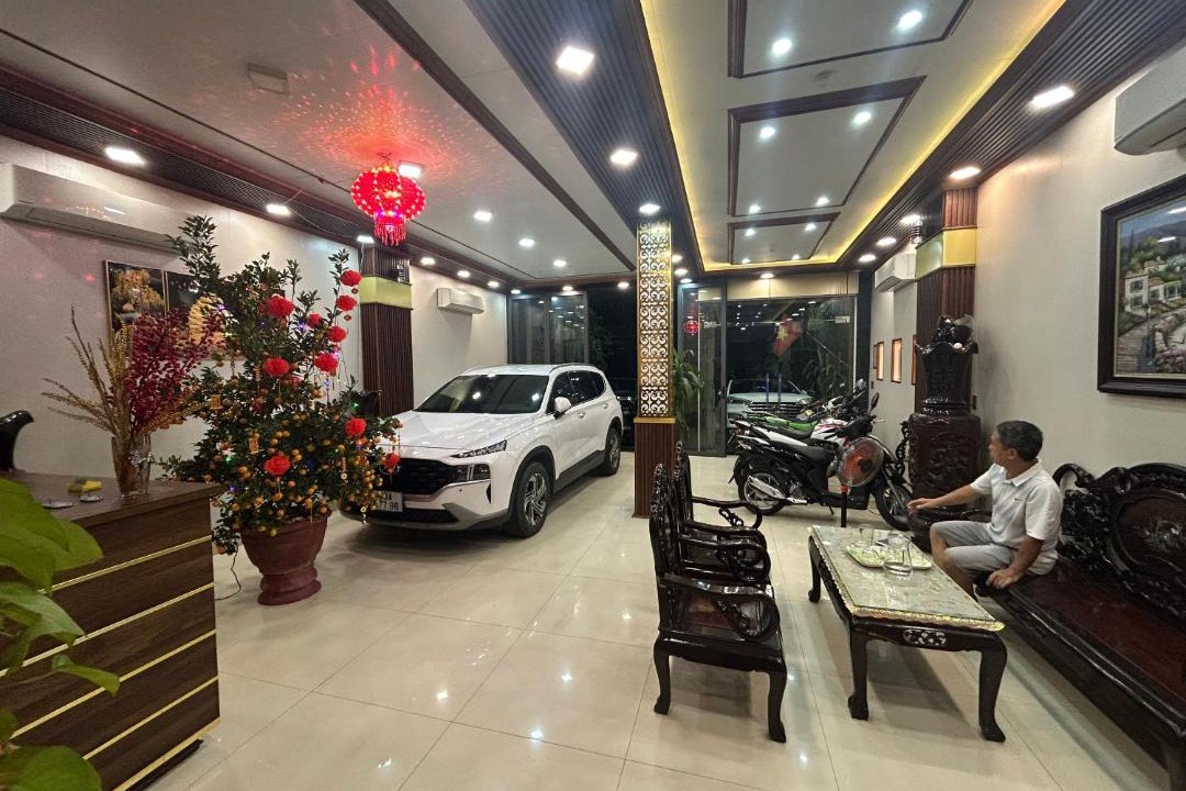 Photo of Others in Hue