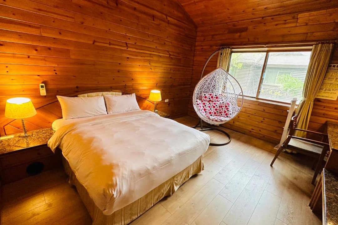 Photo of Bedroom in West District