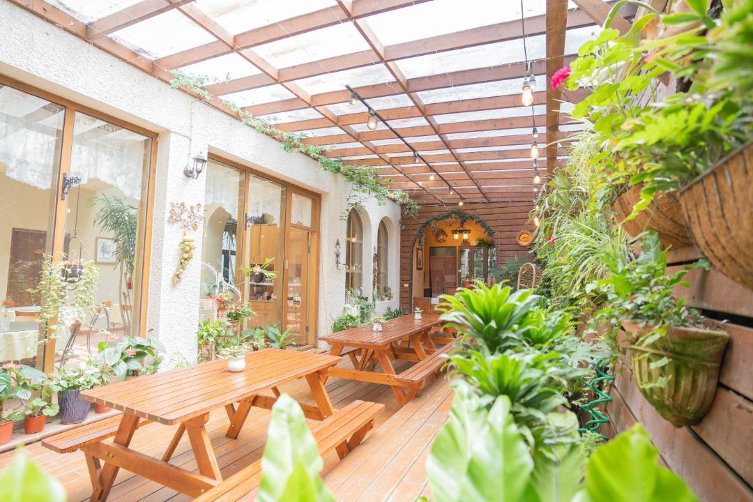 Photo of Patio Balcony in Ren'ai