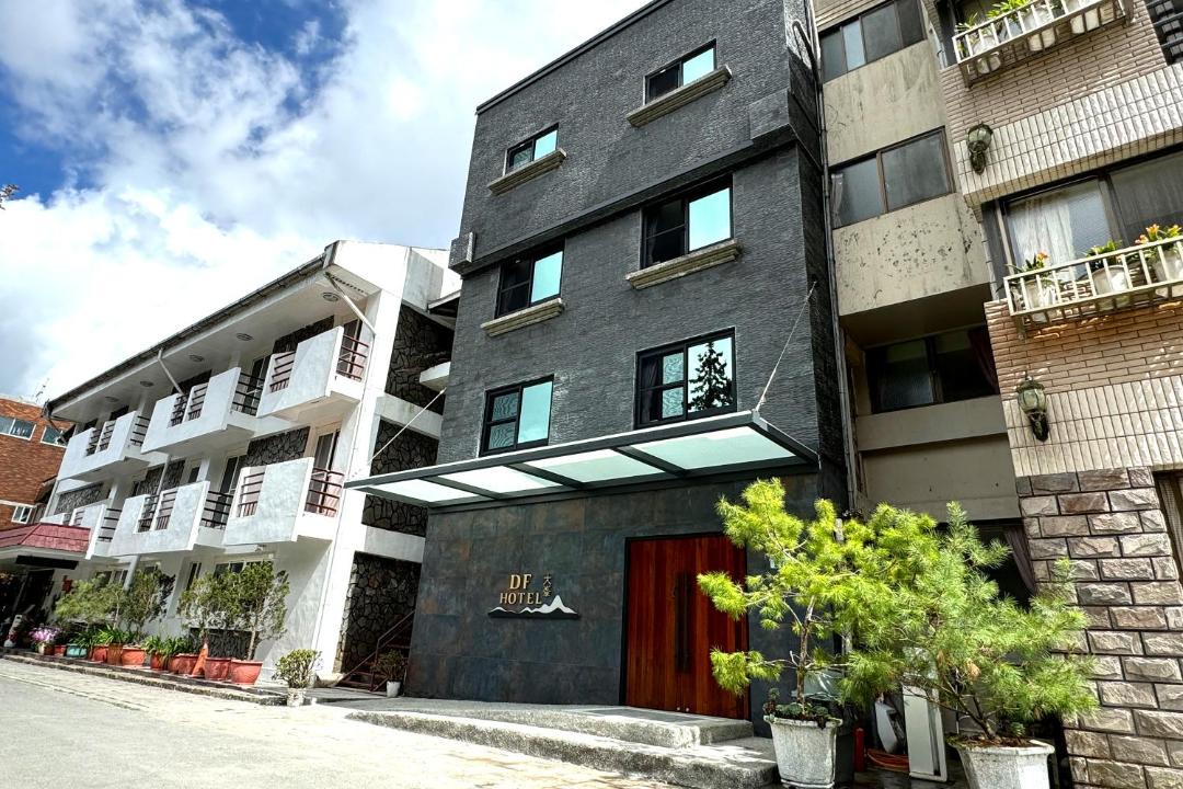 Photo of Buildings in Zhongzheng