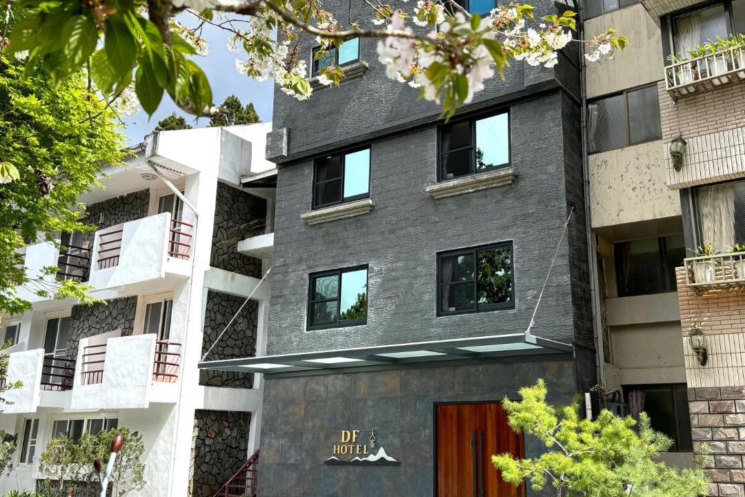 Photo of Buildings in Zhongzheng