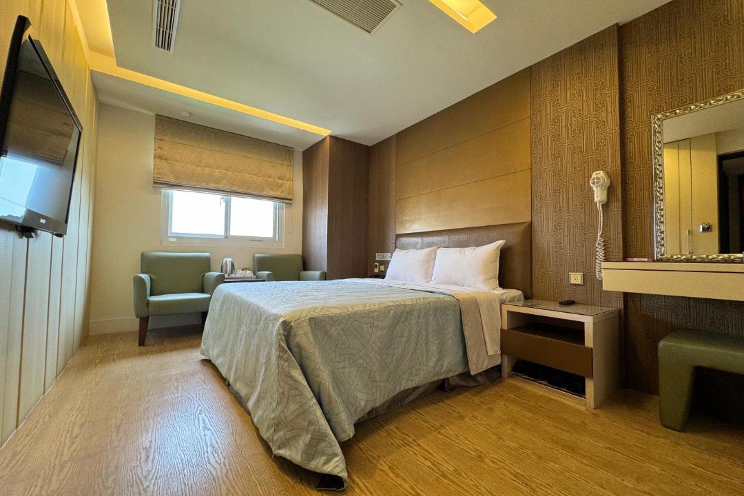 Photo of Bedroom in West District