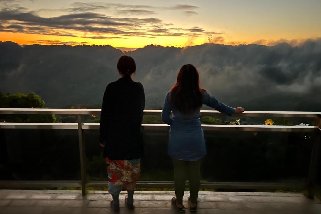 Photo of Human In Picture in Guoxing