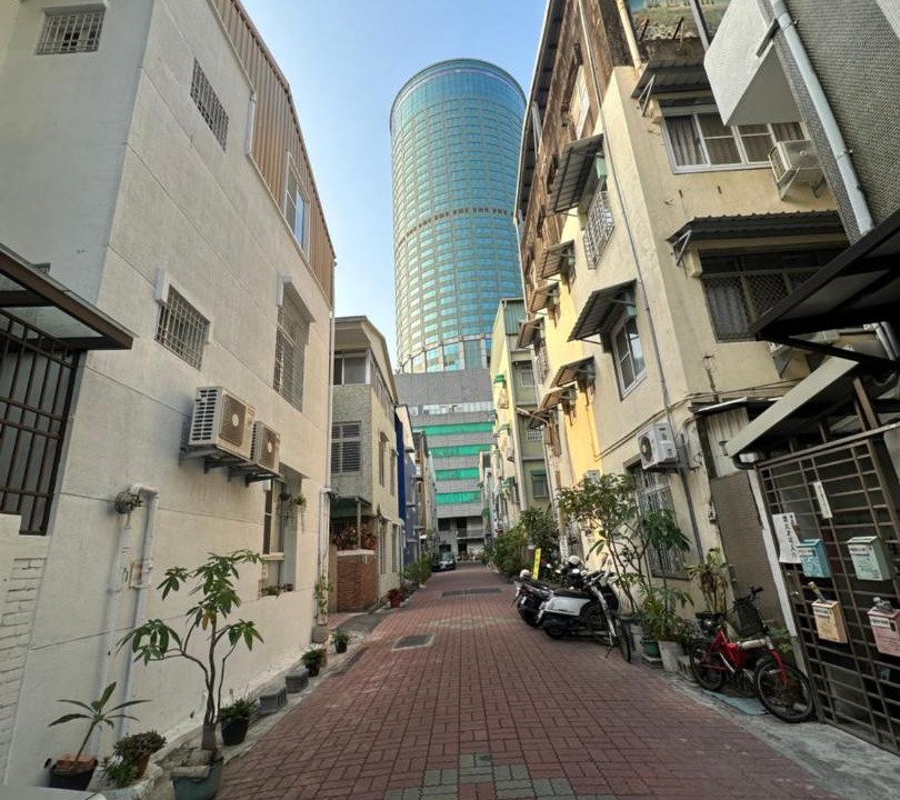 Photo of Buildings in Tainan City Centre