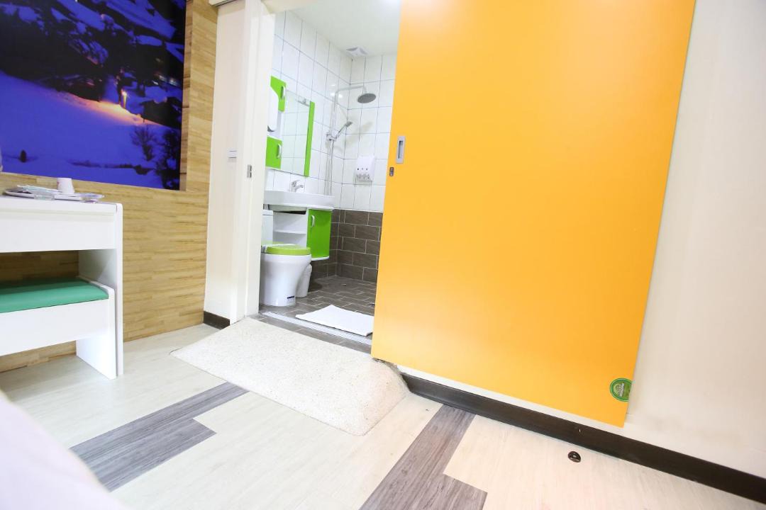 Photo of Bathroom in Zhongli District