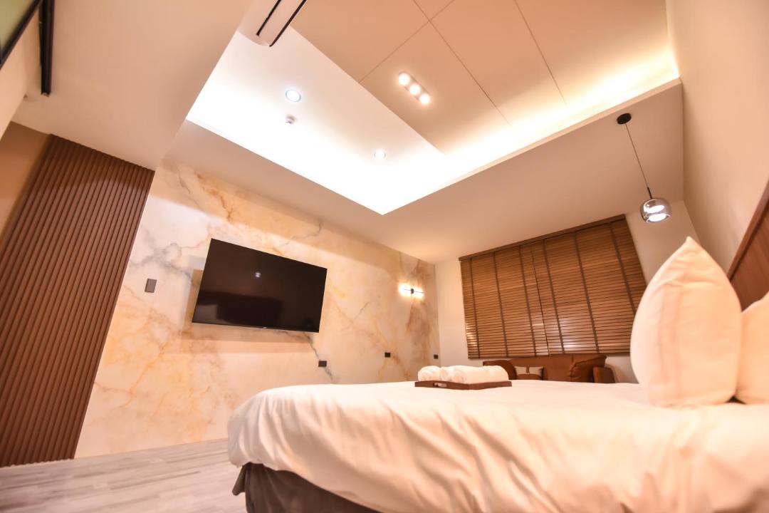 Photo of Bedroom in East District