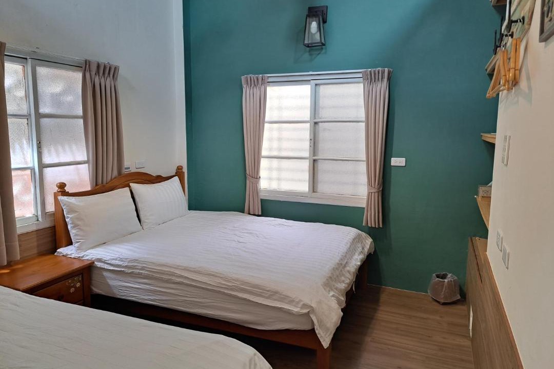 Photo of Bedroom in East District