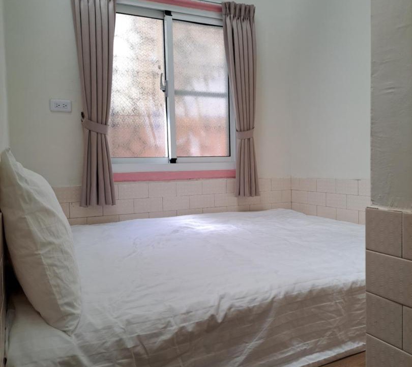 Photo of Bedroom in East District