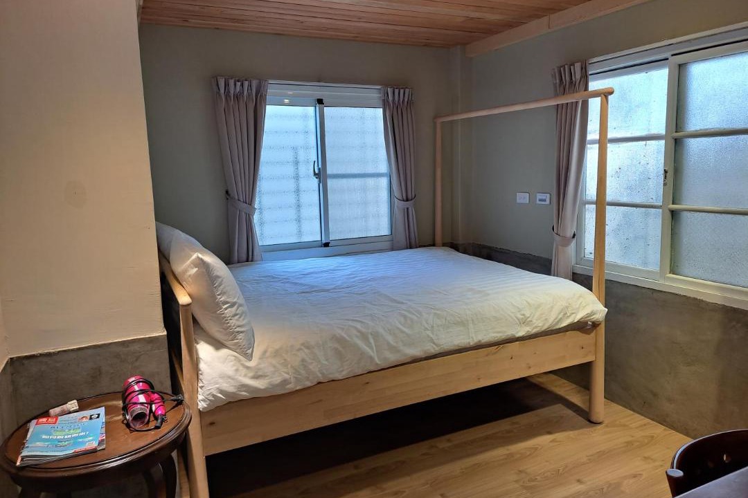 Photo of Bedroom in East District