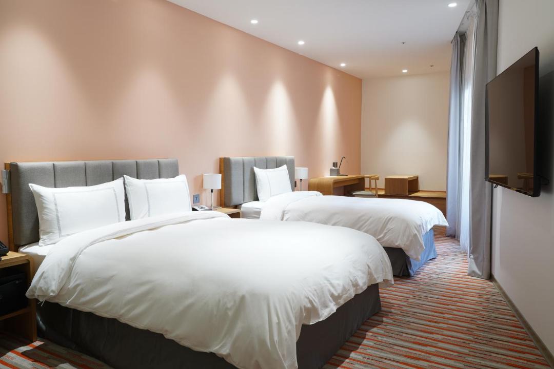 Photo of Bedroom in Central District