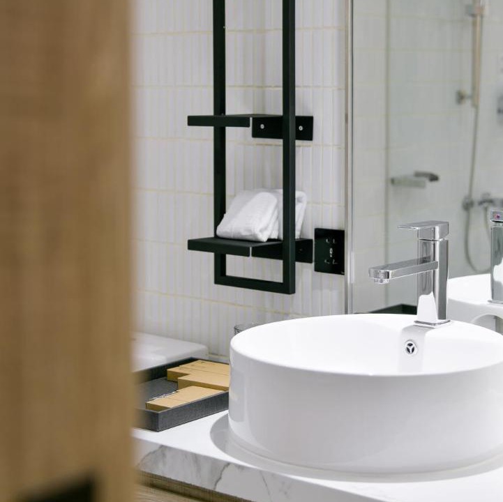 Photo of Bathroom in West District