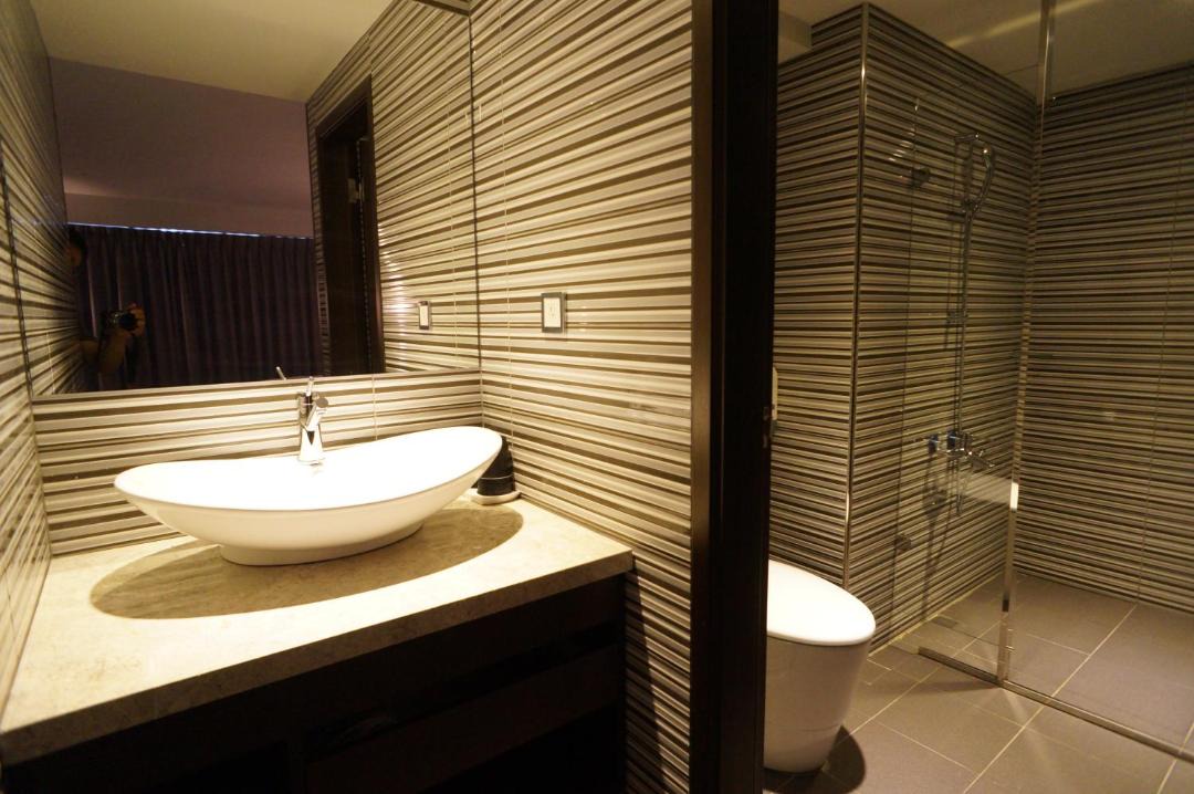 Photo of Bathroom in University District