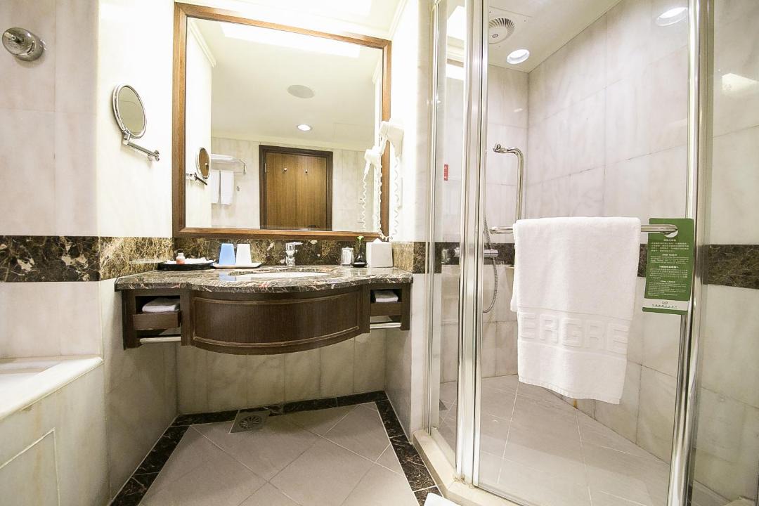 Photo of Bathroom in East District