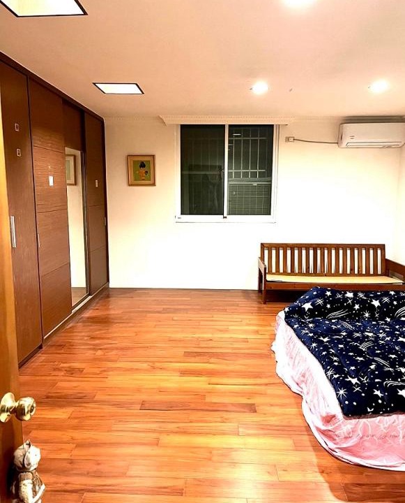Photo of Kitchen in West District