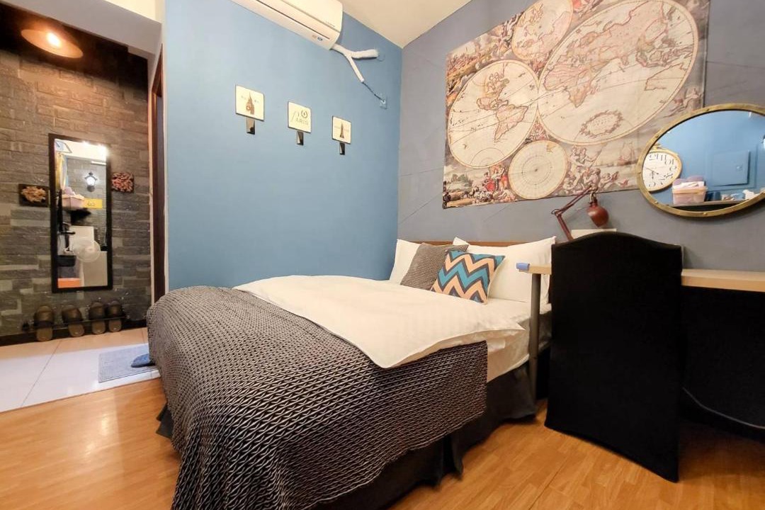Photo of Bedroom in University District