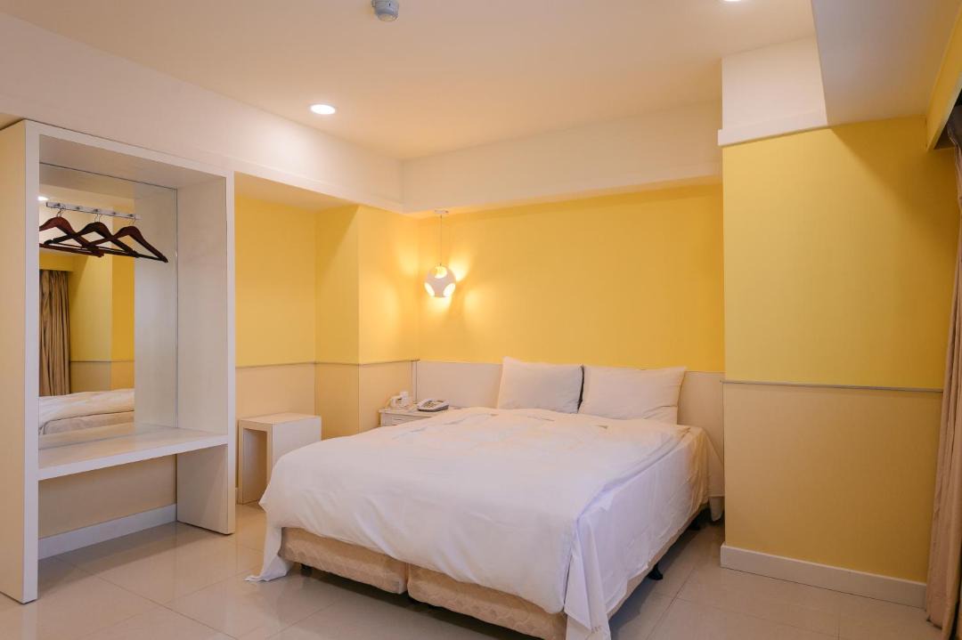 Photo of Bedroom in Central District