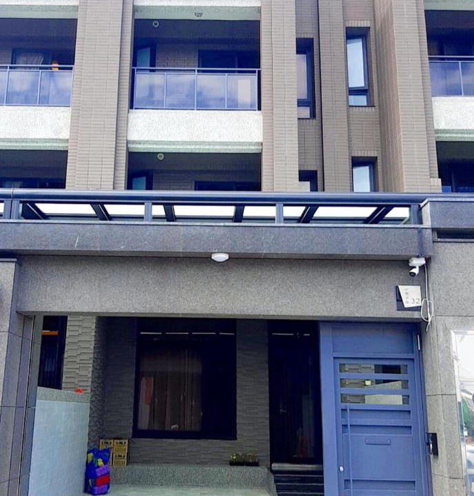 Photo of Buildings in Guanshan