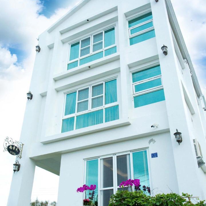 Photo of Others in South Beach