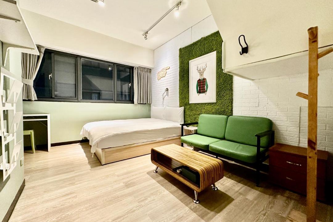 Photo of Bedroom in University District