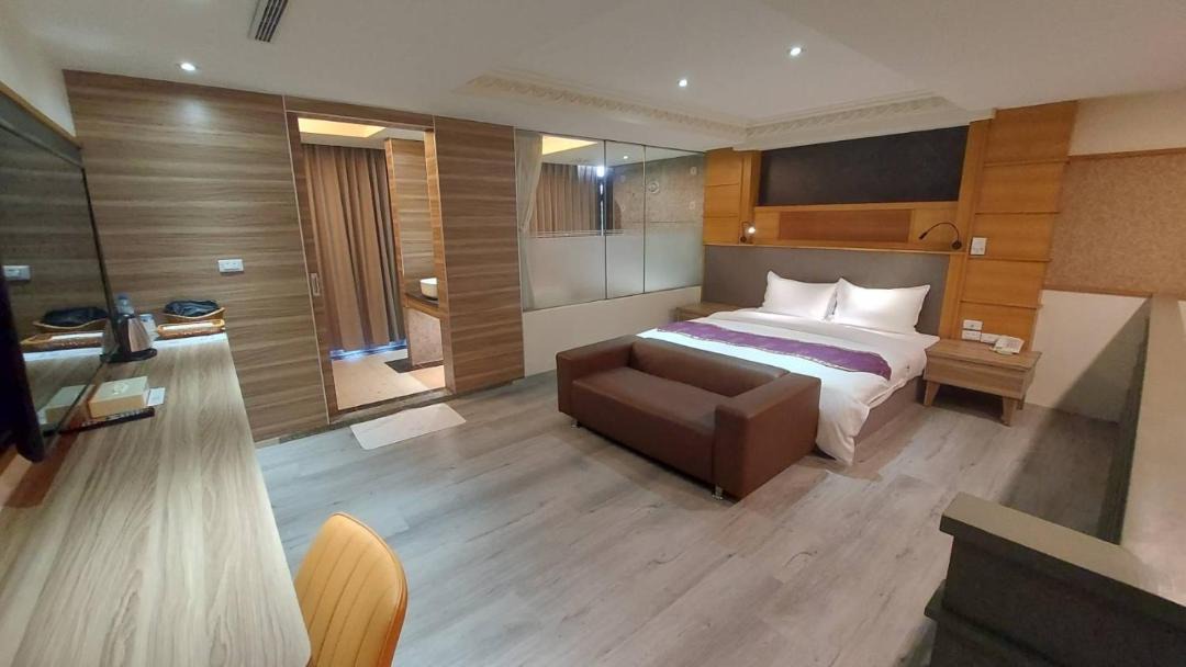 Photo of Bedroom in West District