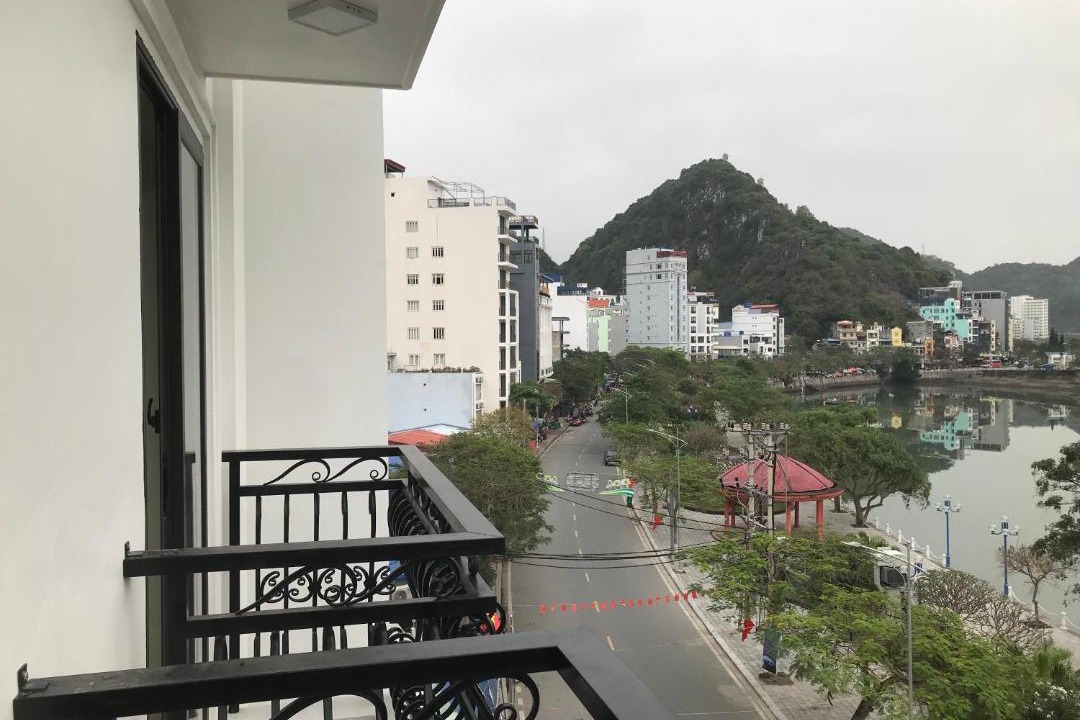 Photo of Others in Cat Ba