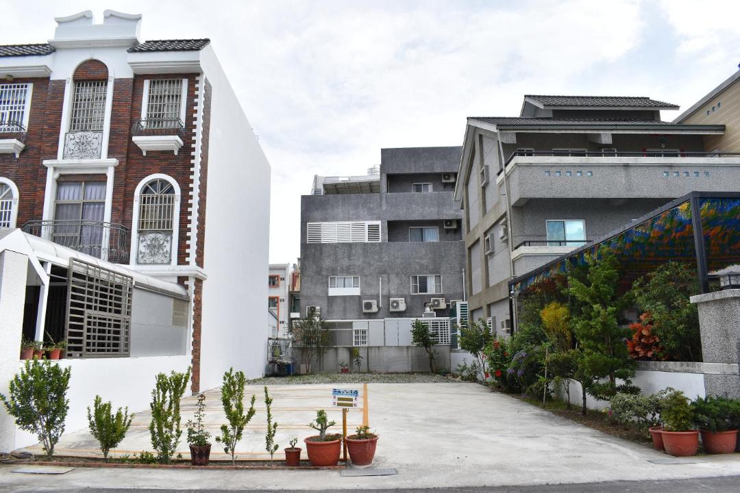 Photo of Buildings in Taitung