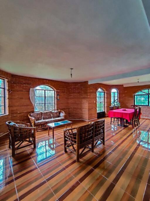 Photo of Livingroom in San Andres Huayapan